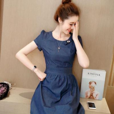 ĐẦM JEAN XÒE CỔ TRÒN ĐÍNH NƠ XẾP LY EO - NJ913